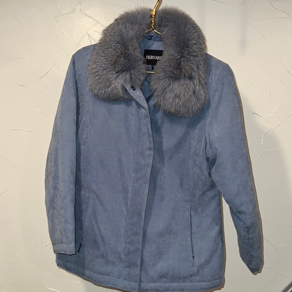 Bernardo- Petite Womens blue jacket with fake fur collar - small